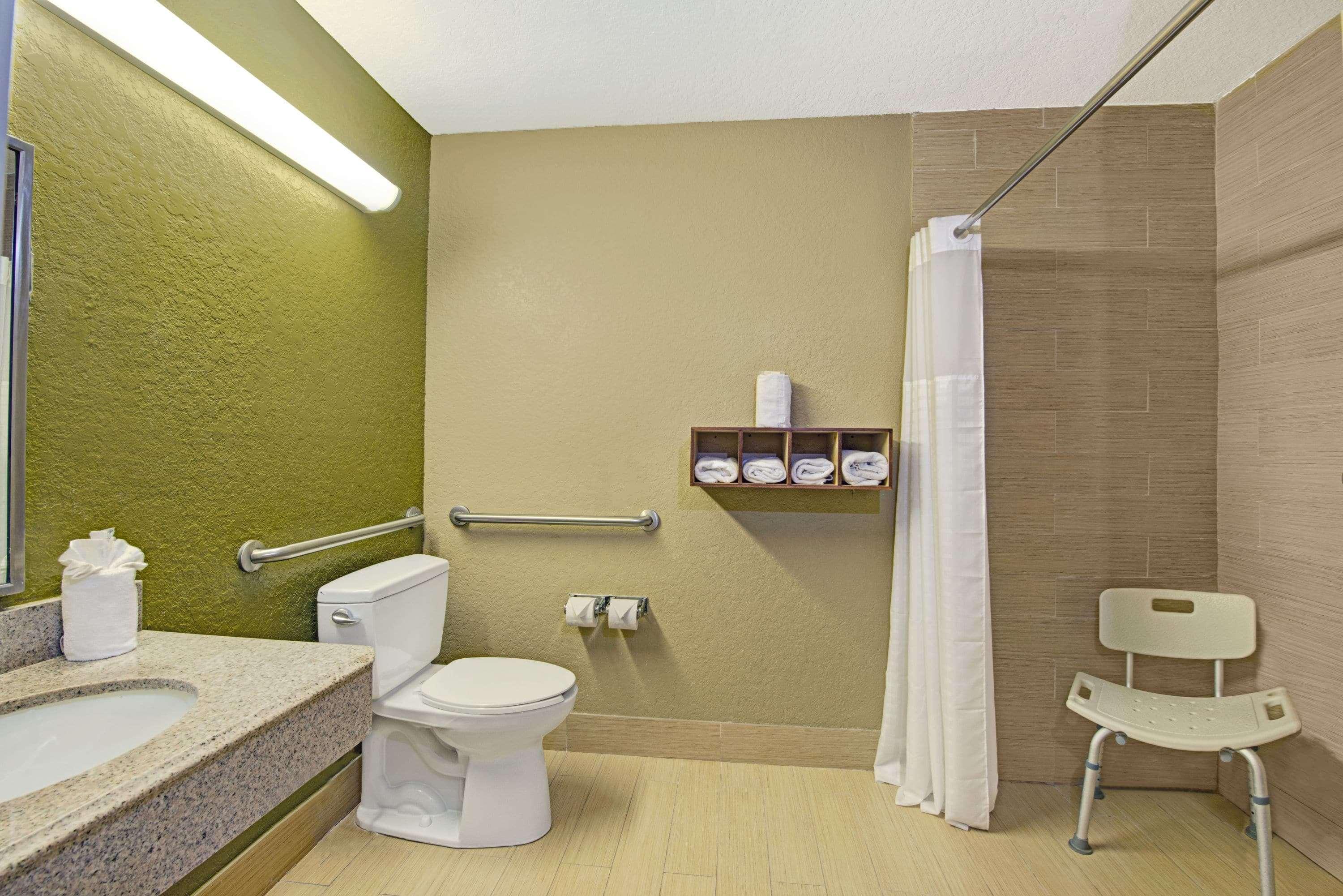 Super 8 By Wyndham San Antonio Downtown Ne Hotel Bagian luar foto