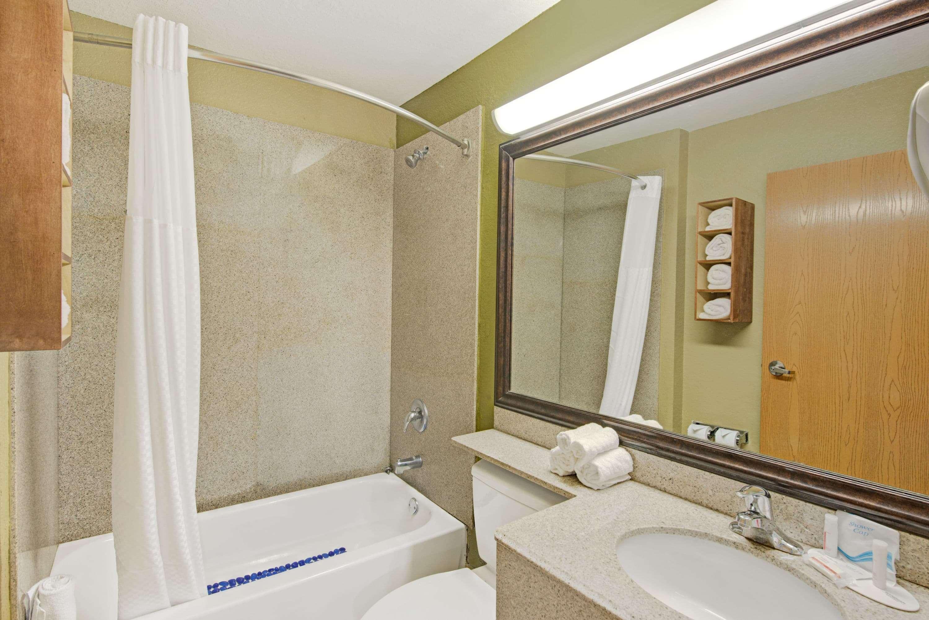 Super 8 By Wyndham San Antonio Downtown Ne Hotel Bagian luar foto