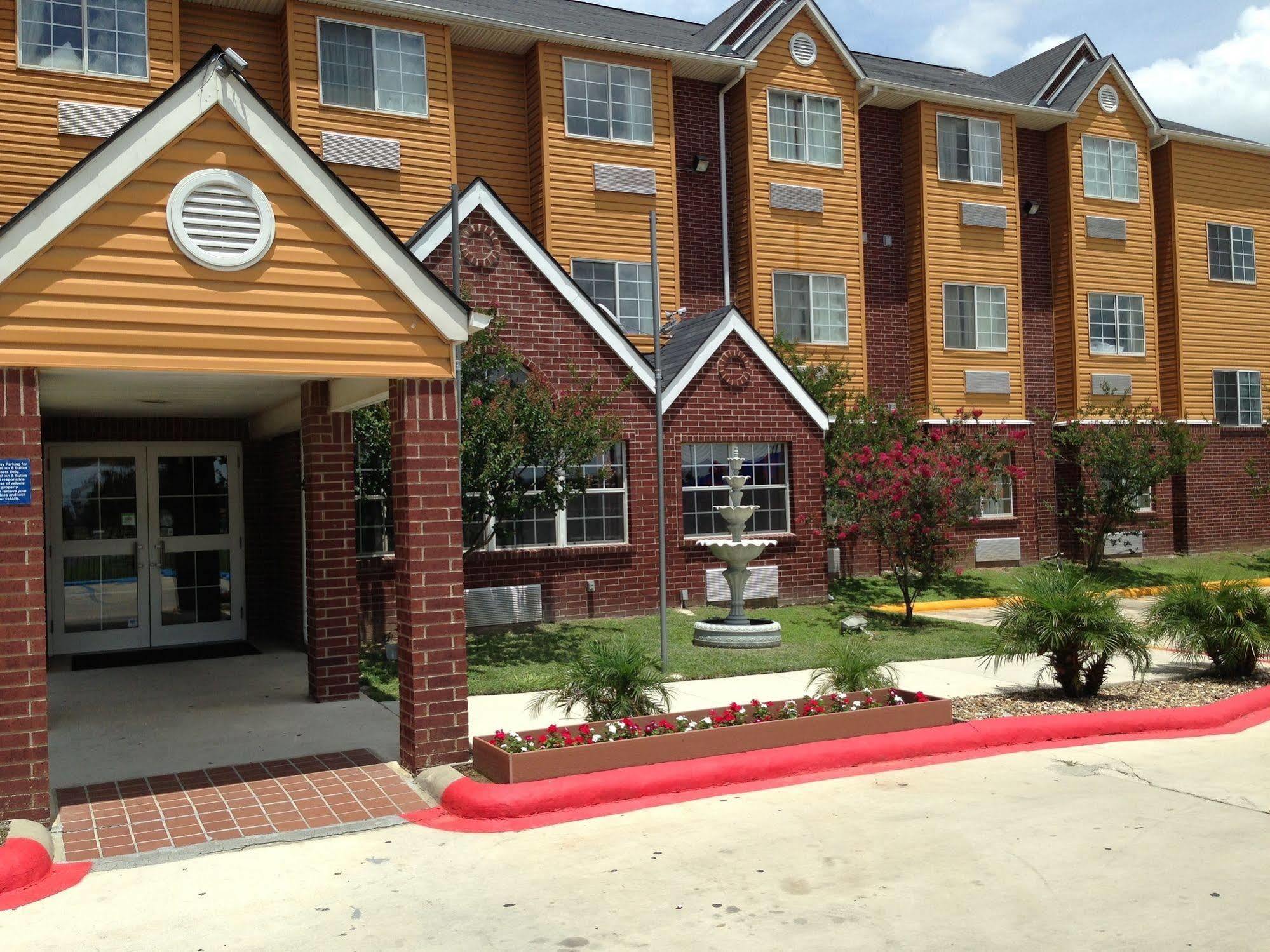 Super 8 By Wyndham San Antonio Downtown Ne Hotel Bagian luar foto