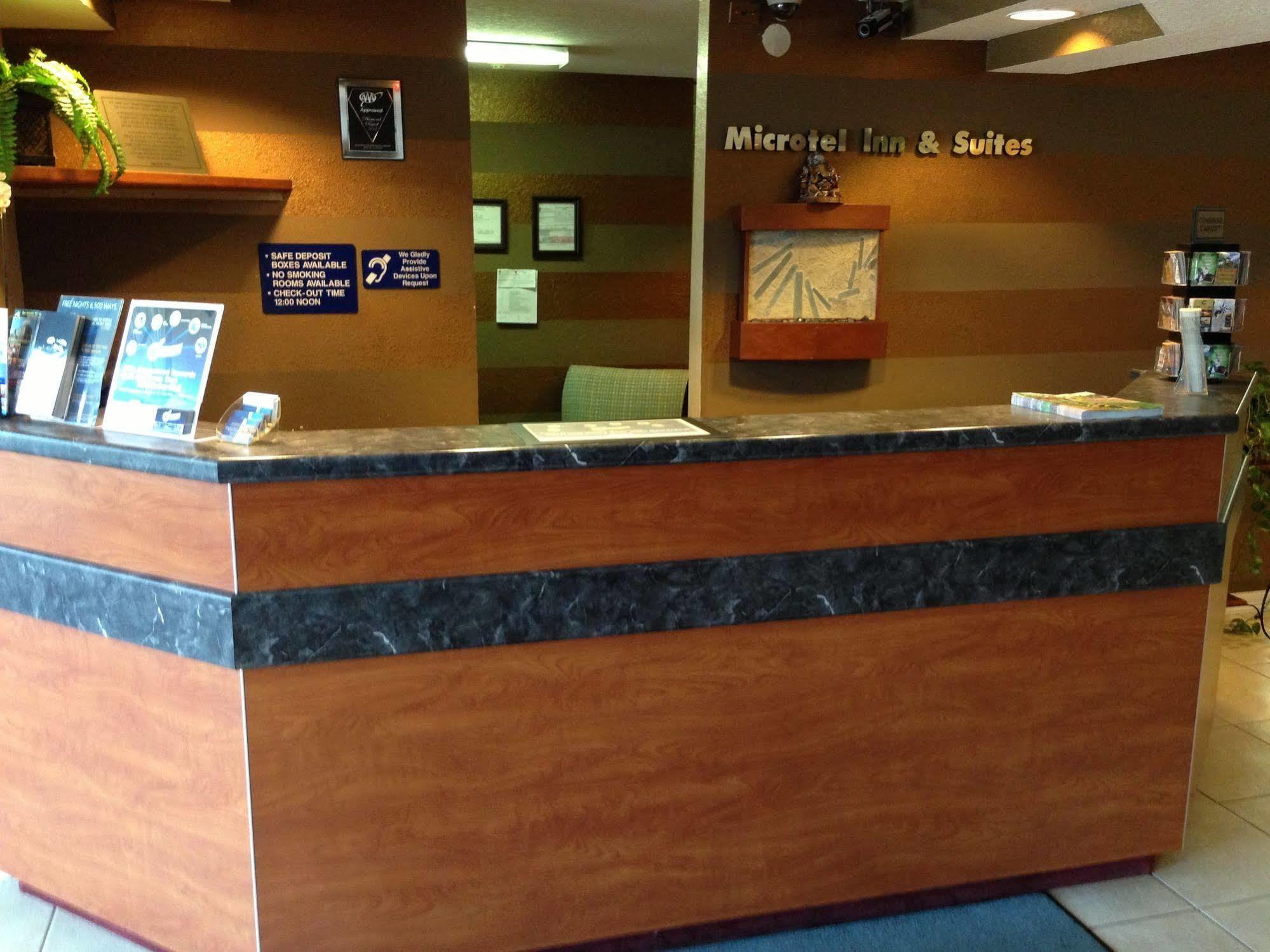 Super 8 By Wyndham San Antonio Downtown Ne Hotel Bagian luar foto
